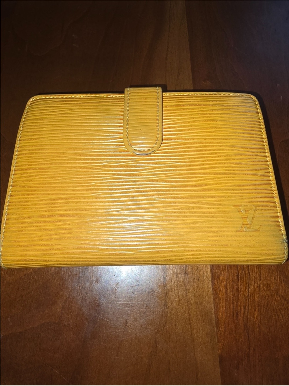 Authentic Louis Vuitton Epi Leather Mustard Yellow Kisslock Wallet - Picture 4 of 14